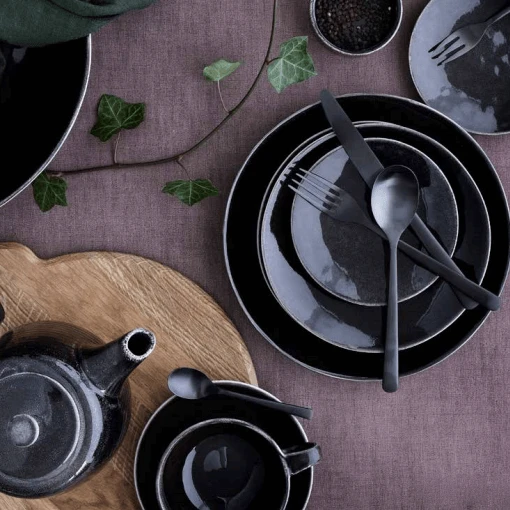 Broste Copenhagen Nordic Coal schaal ø 22,5 cm aardewerk bruin Broste Copenhagen Nordic Coal Schaal ø 22,5 Cm Aardewerk Bruin -Servieswinkel nordic coal 29